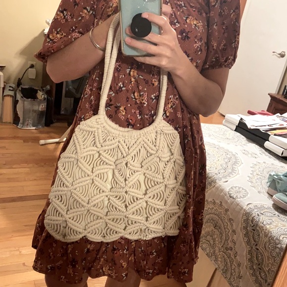 Forever 21 Handbags - Forever 21 Macrame boho purse